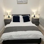 Sleeps 4 Modern Studio Golders Green Nw11