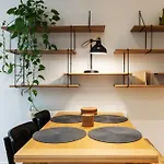 Central 2-Bed 2-Bath Apartment In Old Street