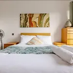 1 Bedroom Town House In London