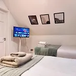 En-Suites With Free Parking 30Min To Central London