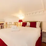 Large Studio With Mezzanine Bed