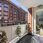Posh Apartment With Terrace Over Harrods