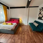 Studio Close To Tower Bridge