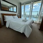 Riverstay With Free Parking