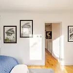 Private And Gated Family Residence - Sleeps 6