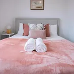 Spacious London Stay - 3 Bedroom Property