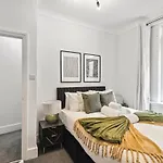 Comfort Convenience Location Shepherds Bush Ground Floor