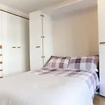 Tower Bridge Apartment