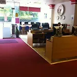 Royal Bayswater Hostel