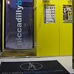 Piccadilly Backpackers Hotel