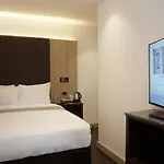 The Z Hotel City