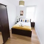 Luxury Stockwell Apartments