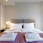 Deluxe Victoria Home Close To Buckingham Palace By Underthedoormat