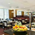 Hotel Holiday Inn Commercial Road