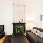 Lupus Street Apartment