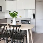 Sonder Aird House