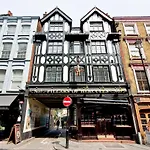 F6 Greek Street By City Living London