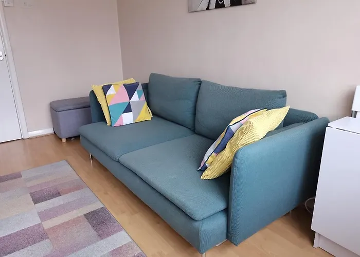 Charming London Town Studio Flat, Tower Bridge