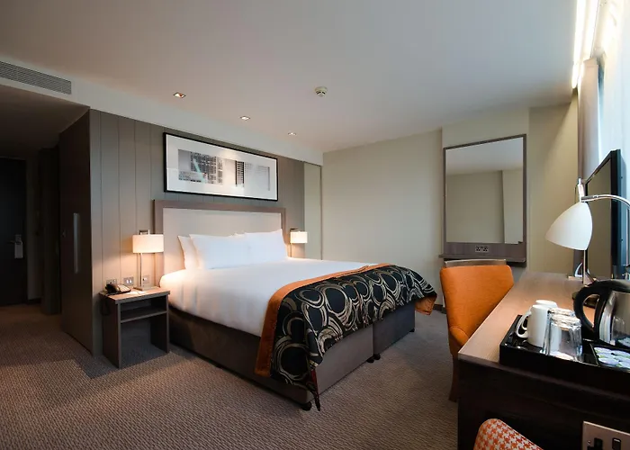 Clayton Hotel Chiswick