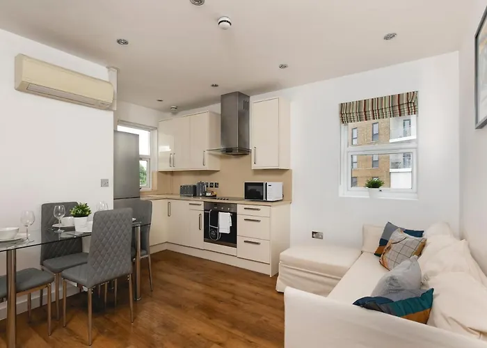Skyvillion - Lovely 2-Bed Central London Apartment