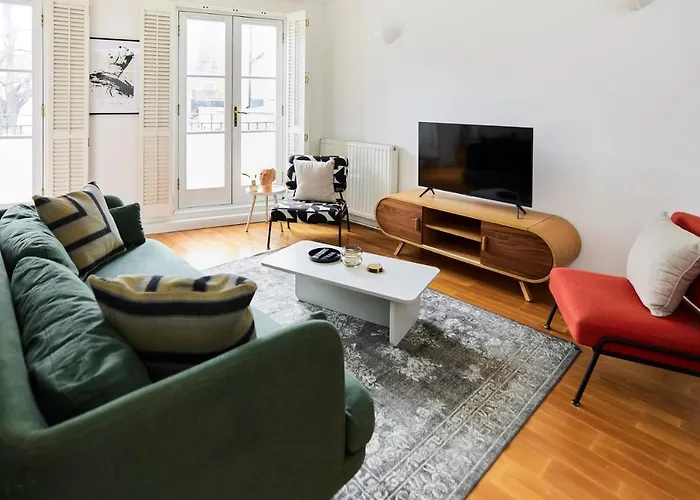 The London Nest - Trendy 3Bdr House