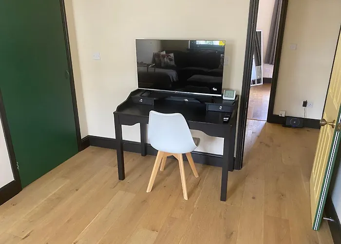 New Stylish 1Bedroom Flat In Paddington, Bayswater