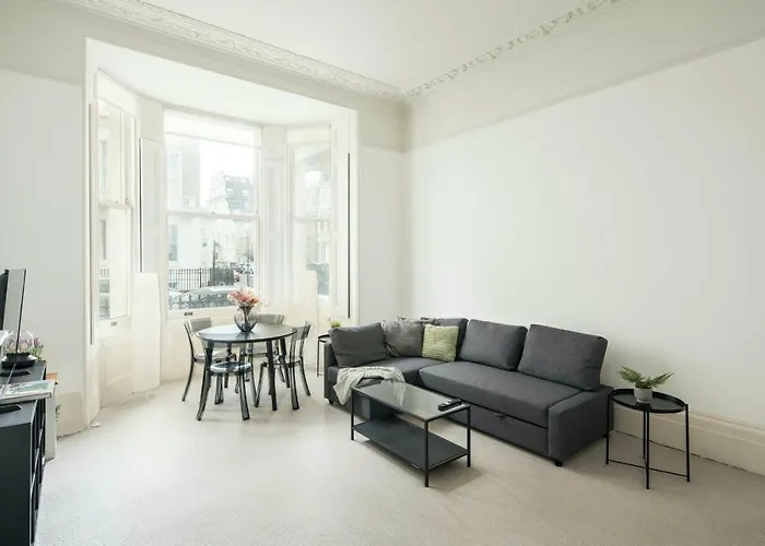 Remarkable 2-Bed Apartment In London