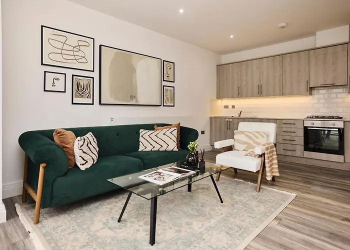 The Harlesden Hideout - Charming 2Bdr Flat
