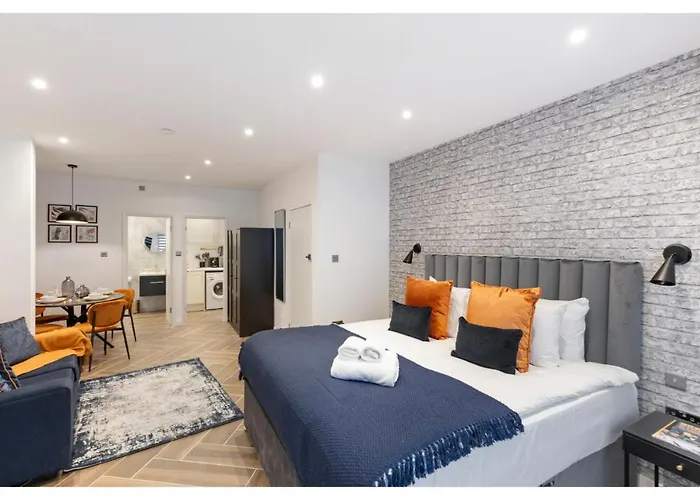 Comfortable Studio Flat In The Heart Of London