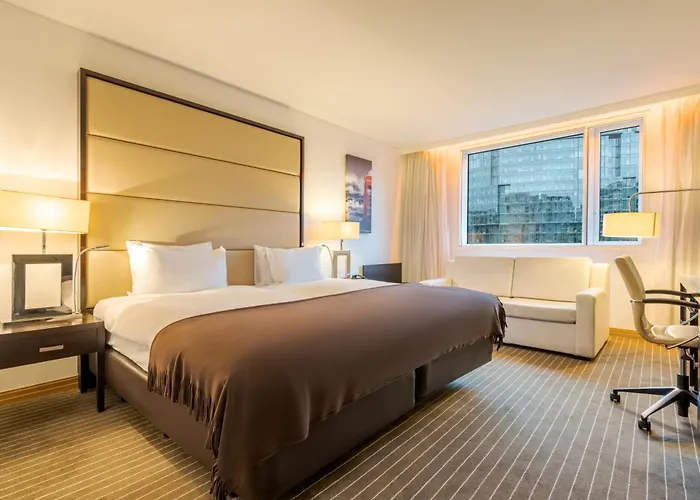 Pestana Chelsea Bridge Hotel & Spa