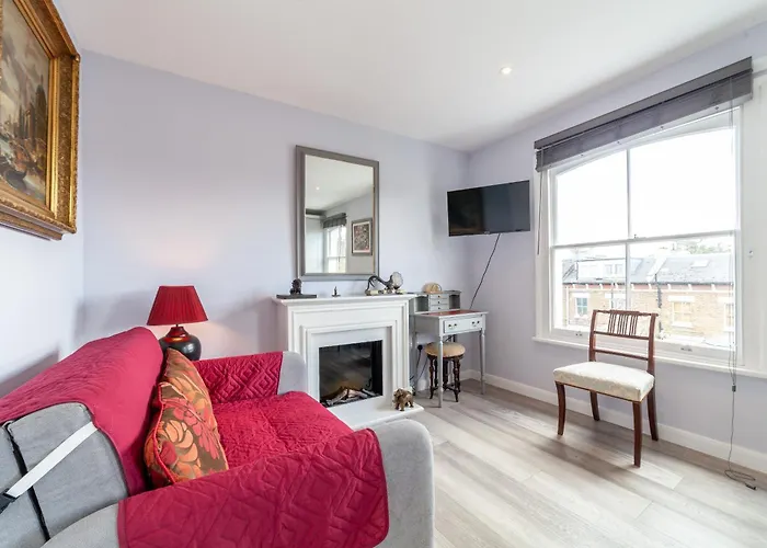 Charming New 1Br Flat Wterrace, Shepherd\'S Bush