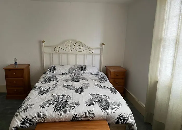 South Kensington Apartment