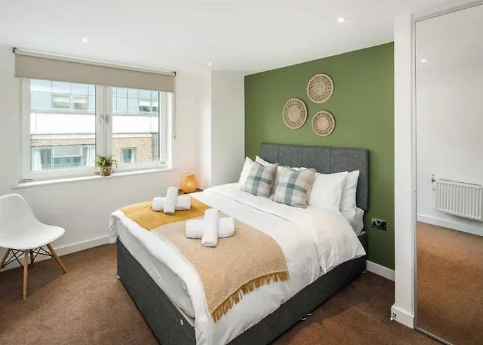 Shoreditch Apartments By Sleepy