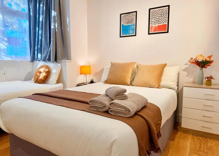 En-Suites With Free Parking 30Min To Central London