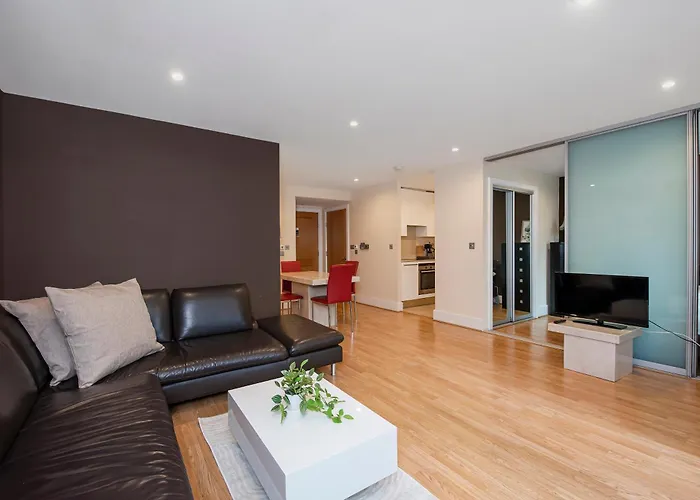 Compact Flat With A River View Close To Big Ben
