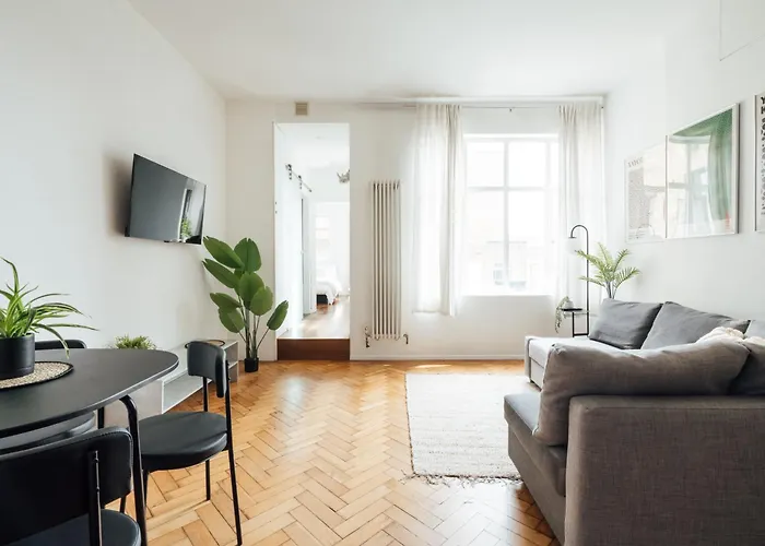 Modern 1Bd Flat -Stoke Newington