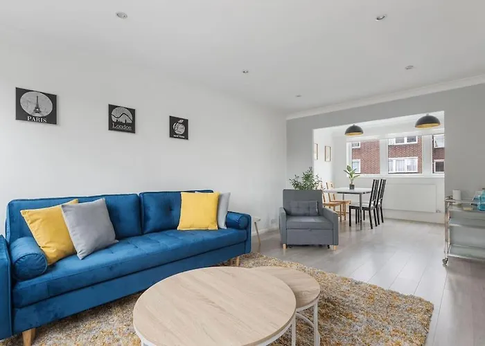 Camden Town Spacious Family Flat 7Ppl
