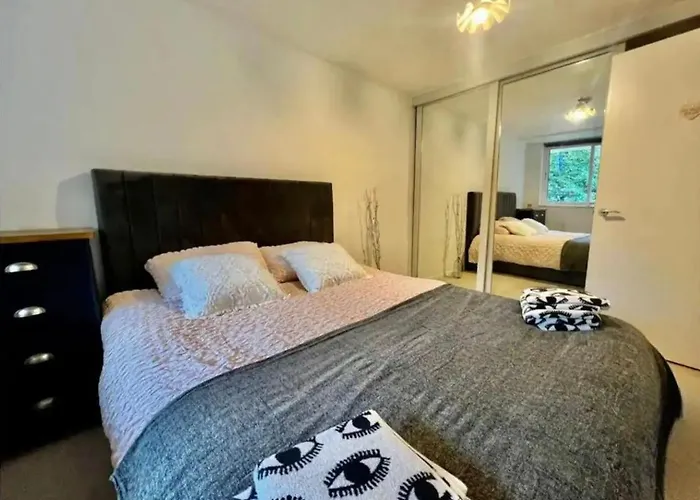 Bright And Quiet 1-Bed Apartment In Notting Hill