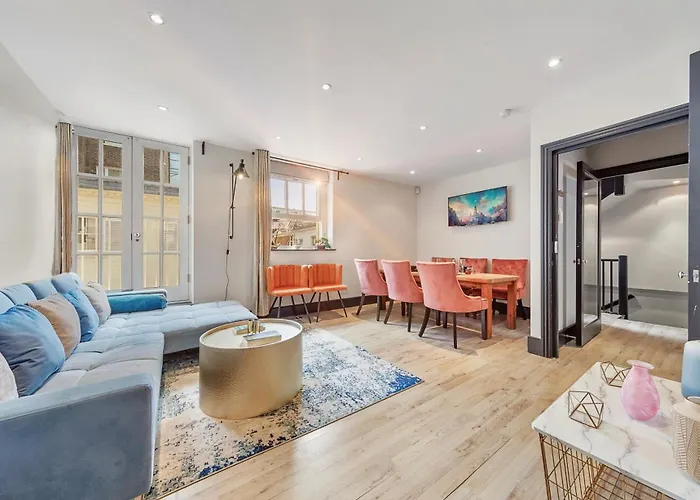 Townhouse With Rooftop By Hyde Park