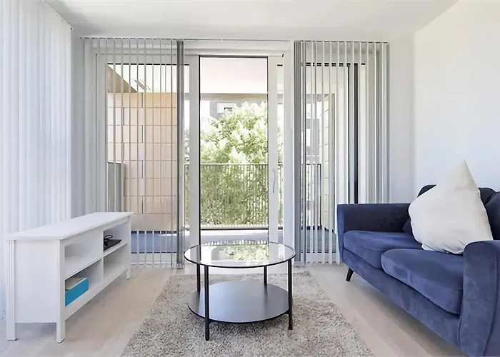 Luxury Apartment Near Tower Bridge, Central London