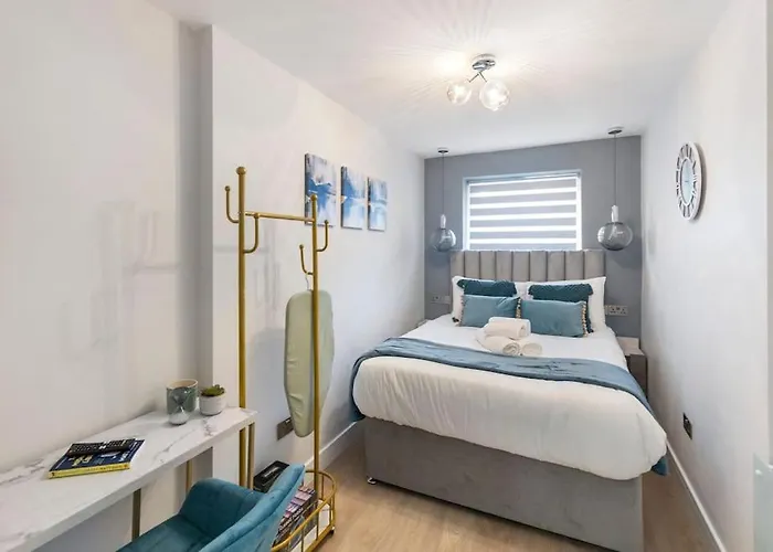 74 Graham Road - Basement