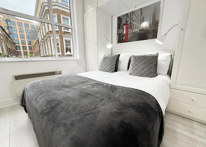 Luxurious Terrace 2 Bedrooms In Relaxing Apartment In Covent Garden