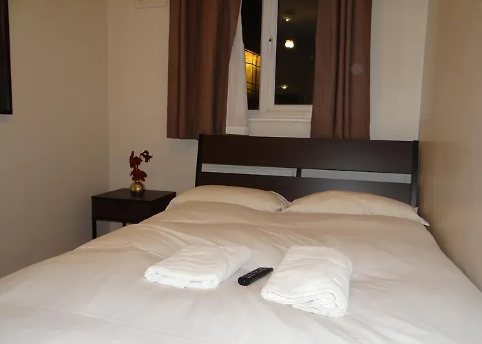 Vallance Road House