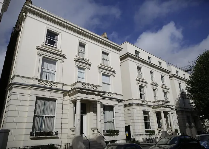 Pembridge Hall