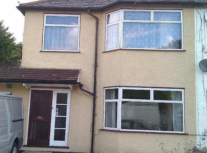 Hill Crescent