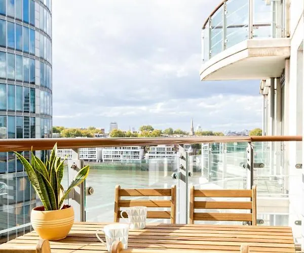 Riverside Balcony Apartments, 10 Minutes From Oxford Circus