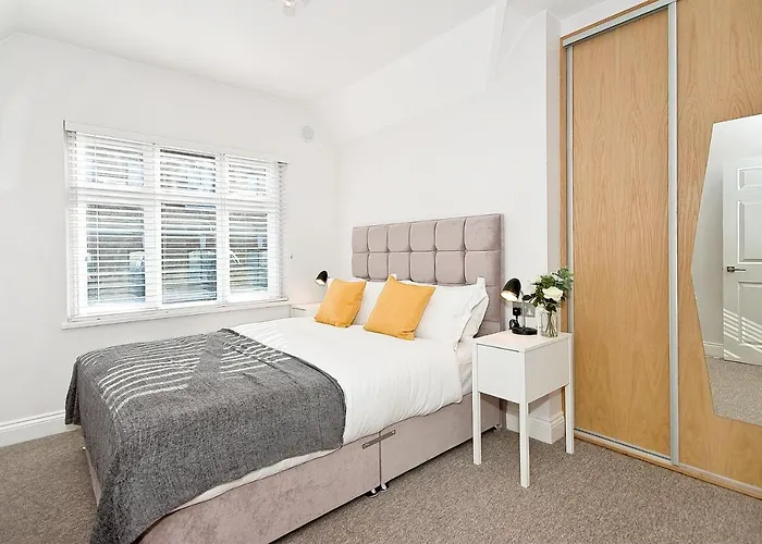 F6 Greek Street By City Living London
