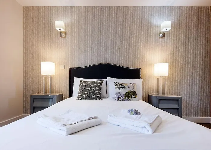 Twyne House Apartments
