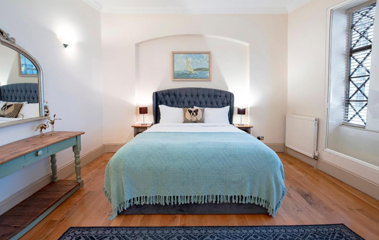 Trafalgar Square Apartment *