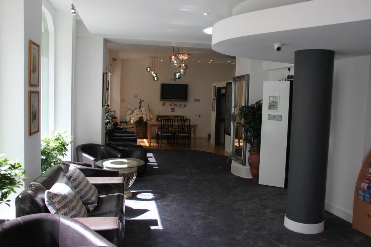 Elysee Hyde Park Hotel London